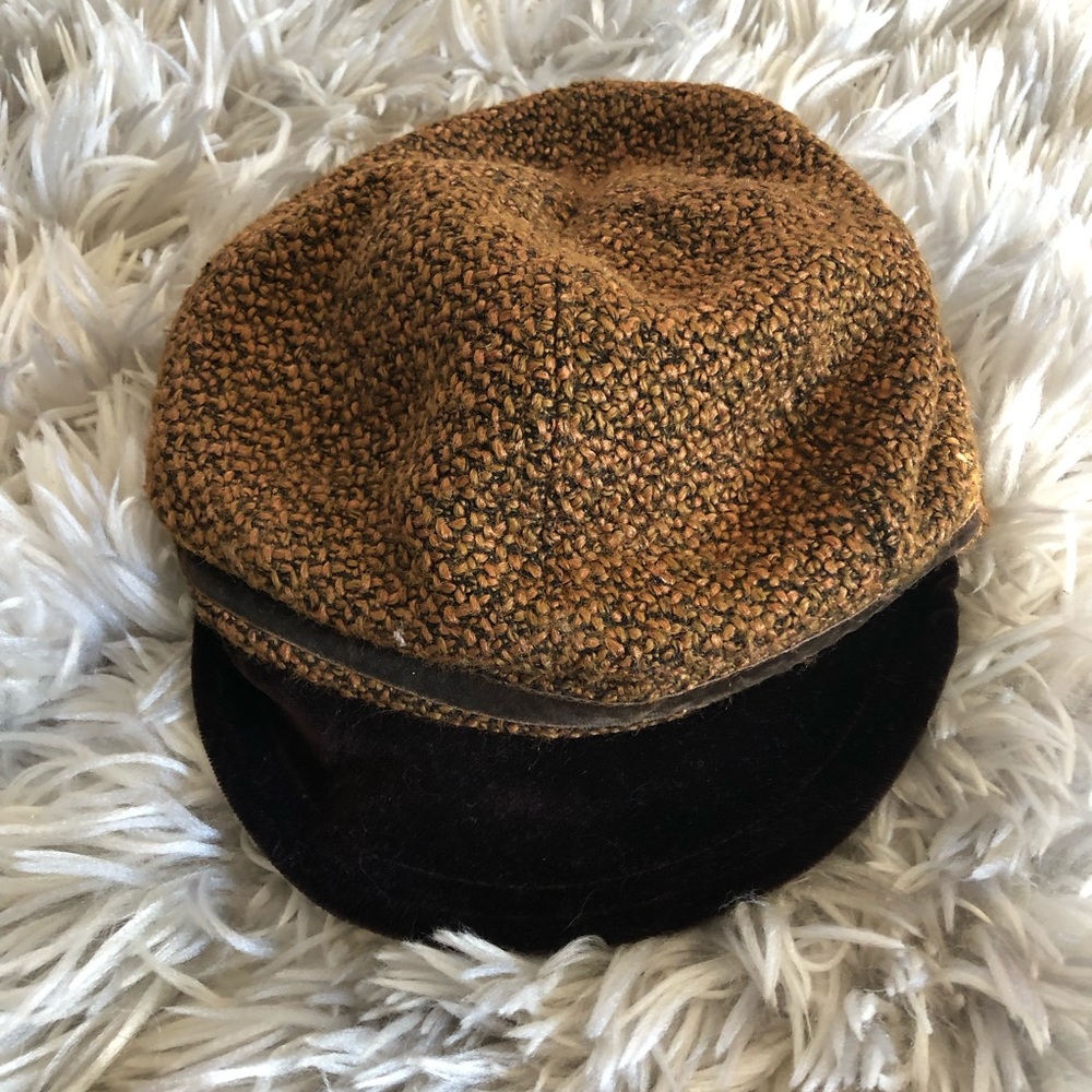 Tan & brown hat
